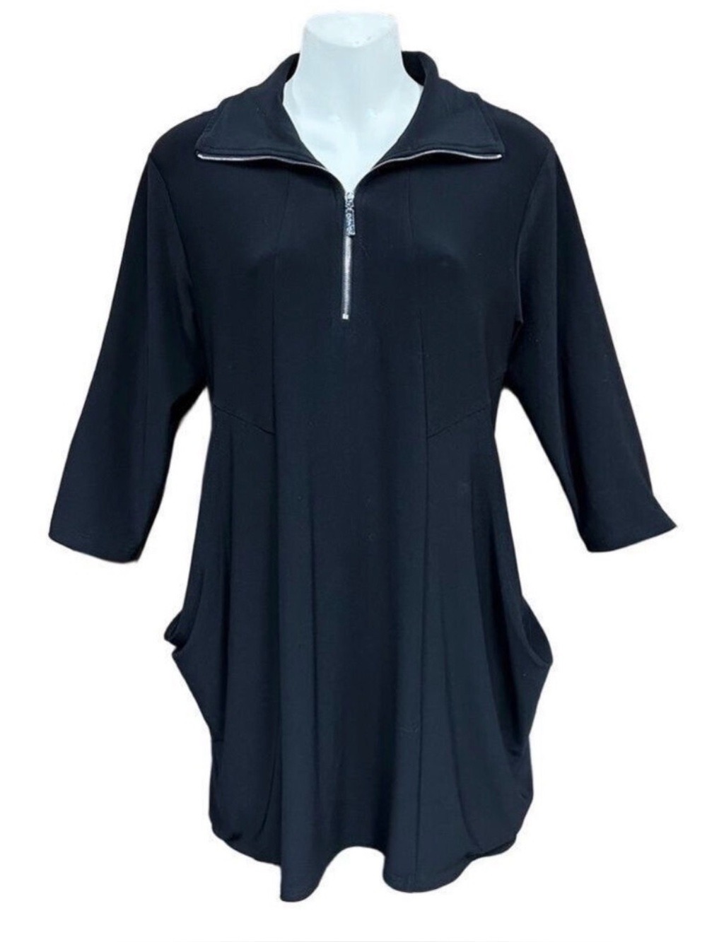Sympli black quarter zip tunic top Size 8 pockets Lagenlook
Relaxed fit